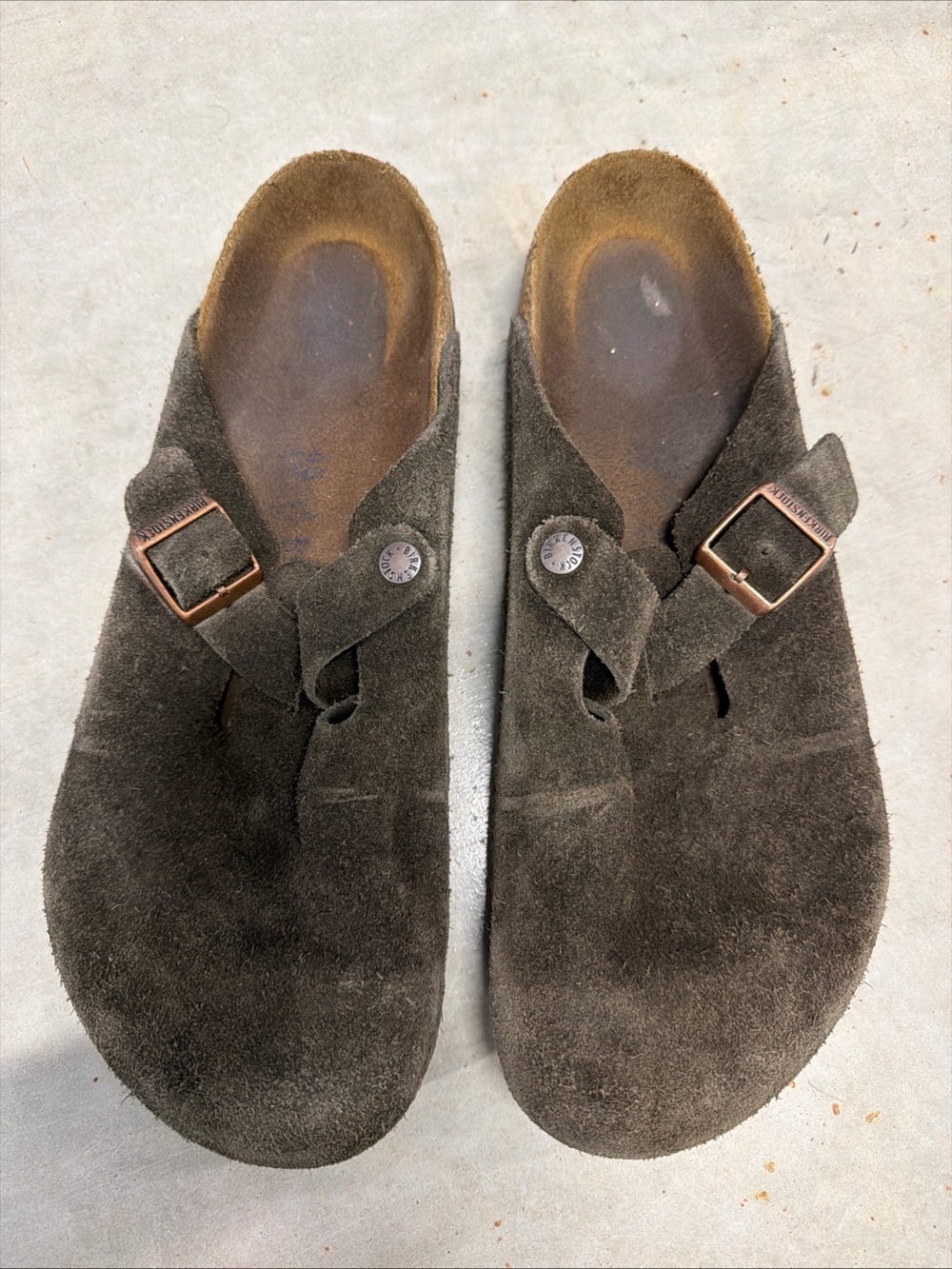 Birkenstock Men's Suede Clog in Dark Brown with Copper Buckles